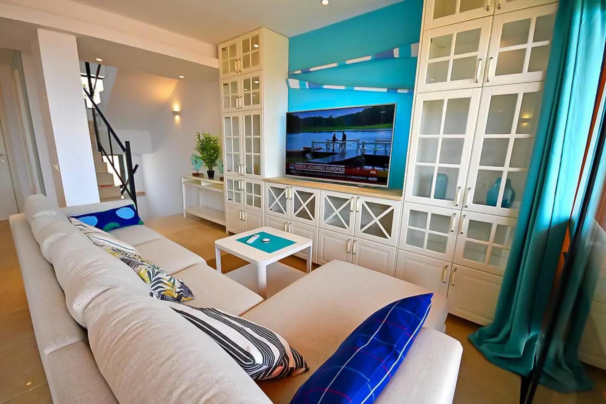 Panorama Blue Apartment *